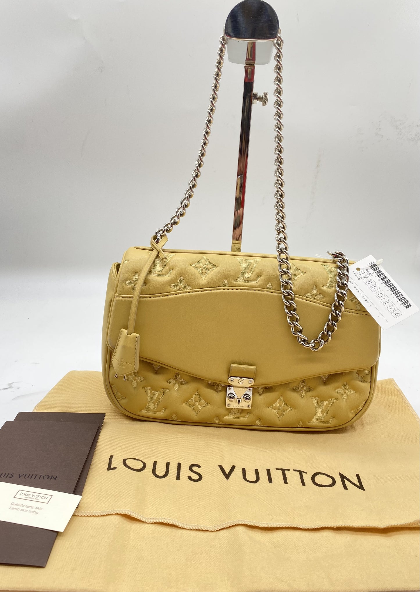 LOUIS VUITTON Monogram Pochette M40716 Lamb Yellow PL1142 Bag Cloche with 2 Keys Shoulder Bag
