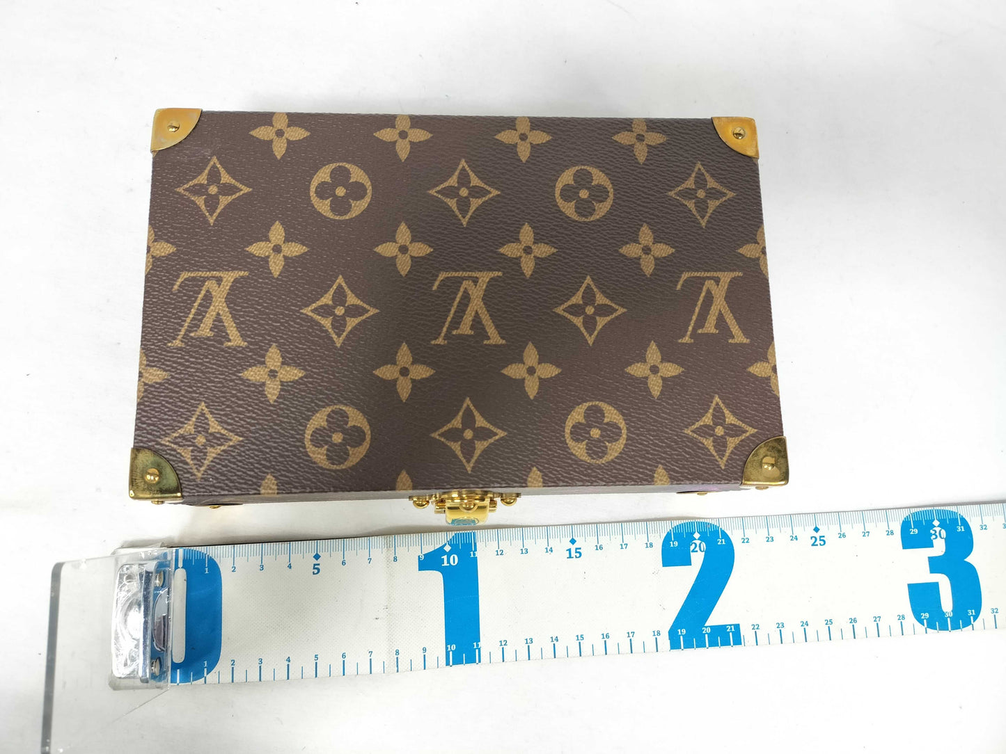 LOUIS VUITTON Monogram Louis Vuitton Polyvalent Monogram Coffret M41877 AS4281 Personalized Other Accessories