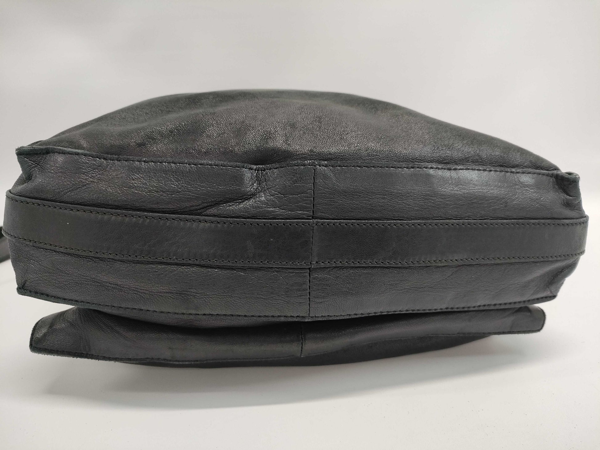 LOEWE 7233 Flamenco Shoulder Bag, Black