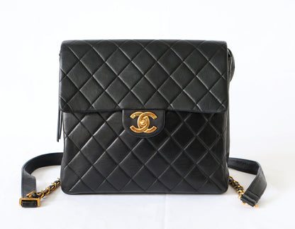 CHANEL Seal Matelasse Lambskin Chain Backpack Black