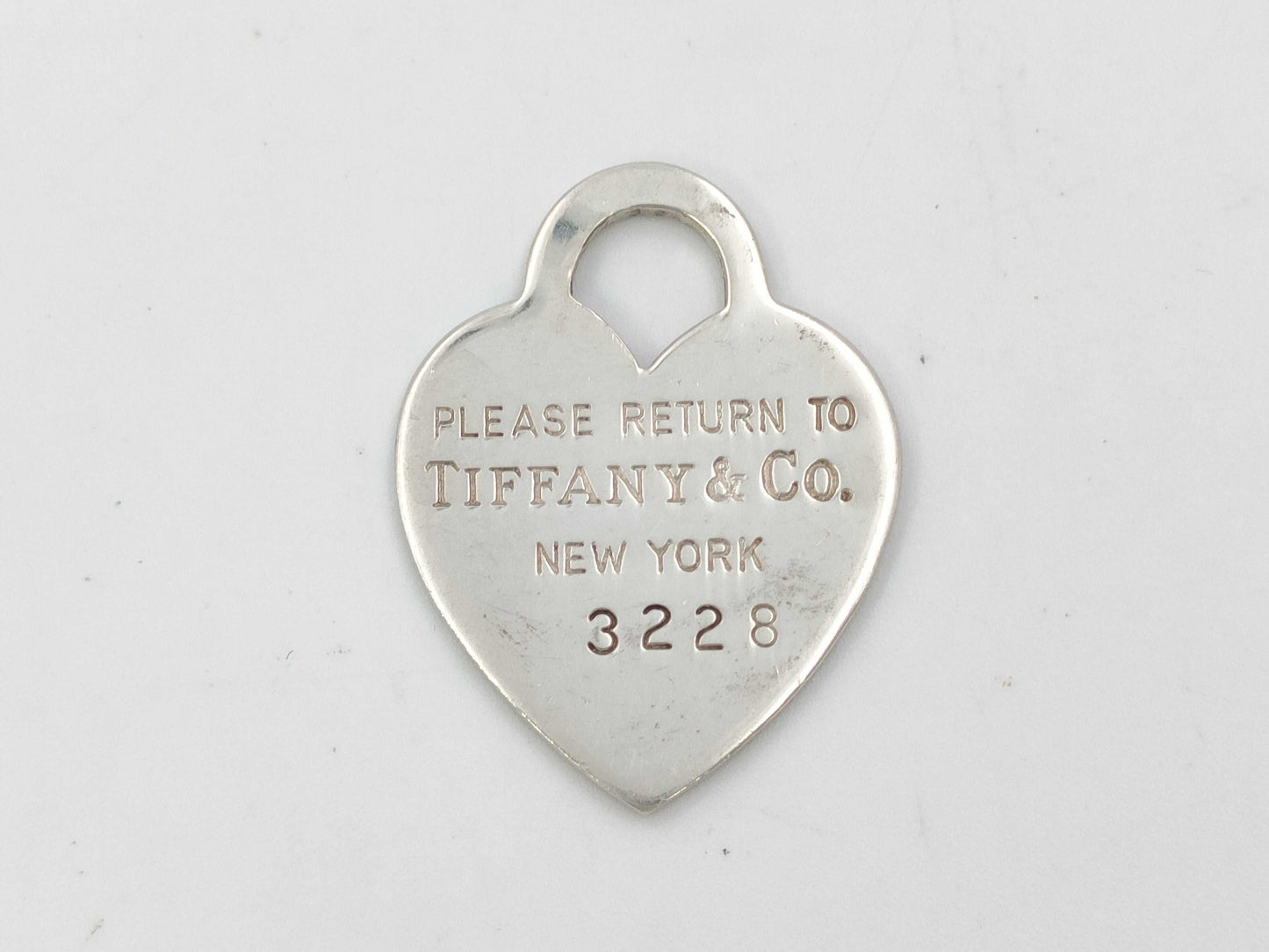 Tiffany & Co. Return to Tiffany Top Pendant Top