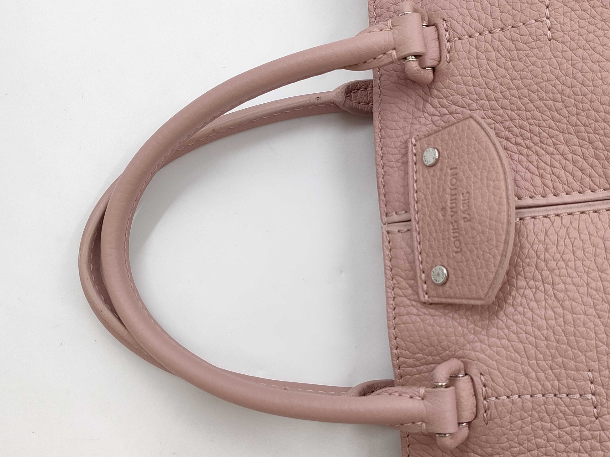 LOUIS VUITTON Taurillon Pernelle handbag