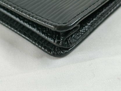 LOUIS VUITTON Epi Porte Carte Credit M63212 Wallet
