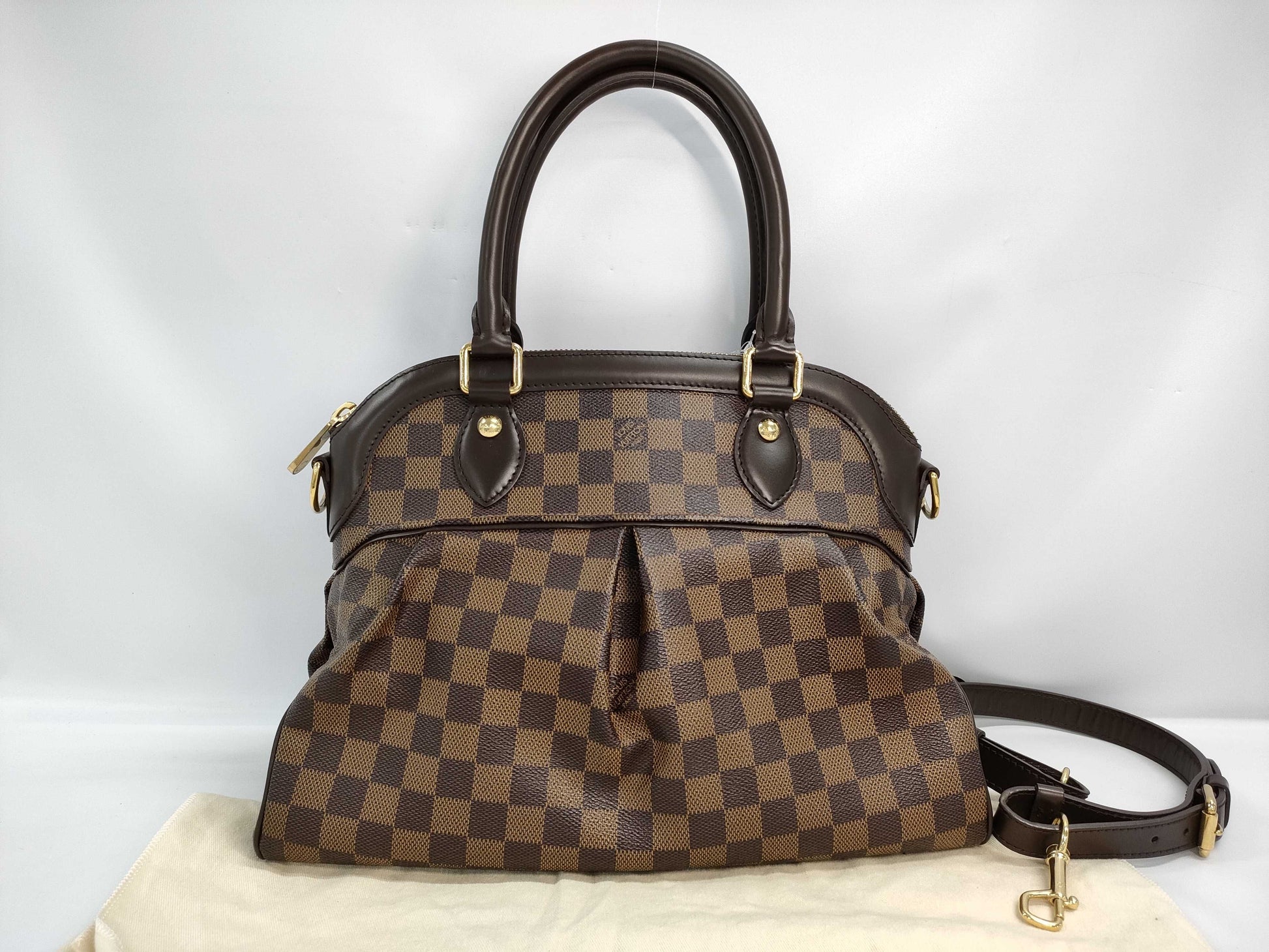 LOUIS VUITTON Trevi Shoulder Bag/Handbag