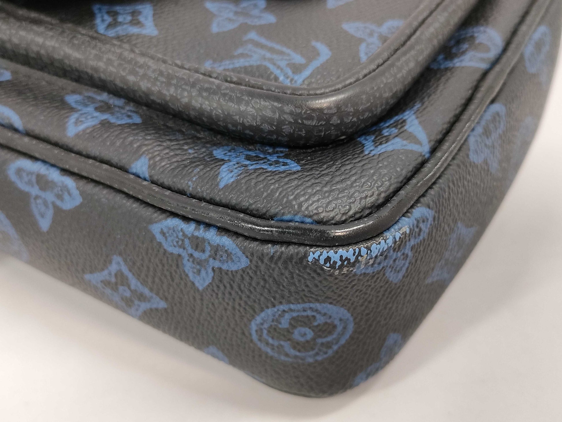 LOUIS VUITTON Louis Vuitton Camera Bag Shoulder Bag