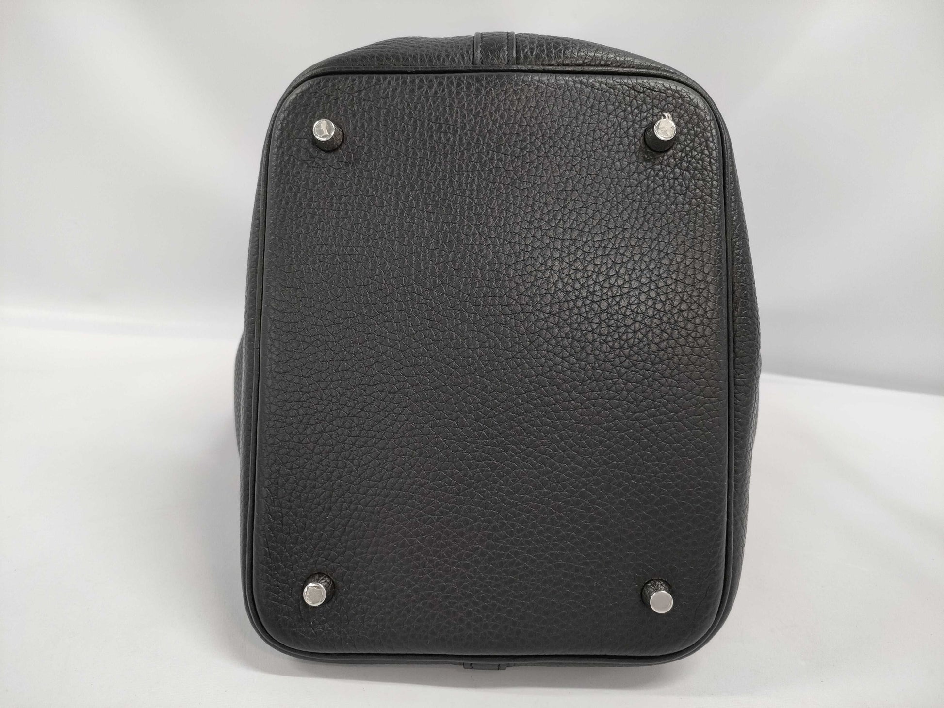 HERMES Picotin 22 Black Y Stamp Handbag