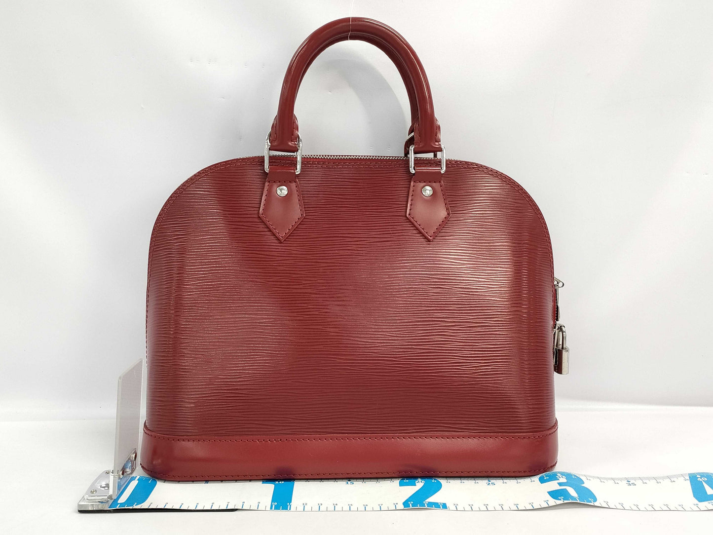 LOUIS VUITTON Epi Alma Handbag