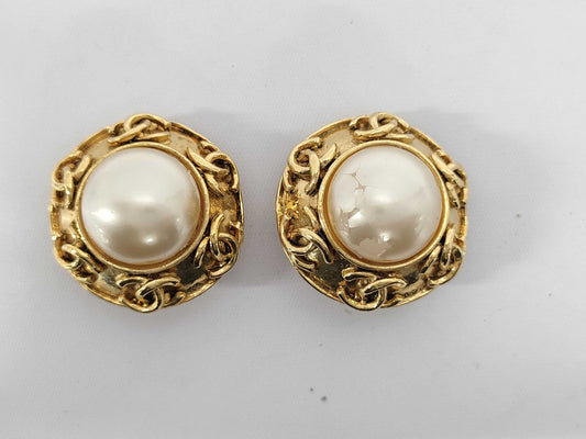 CHANEL Coco Mark Faux Pearl Earrings 94P Earrings