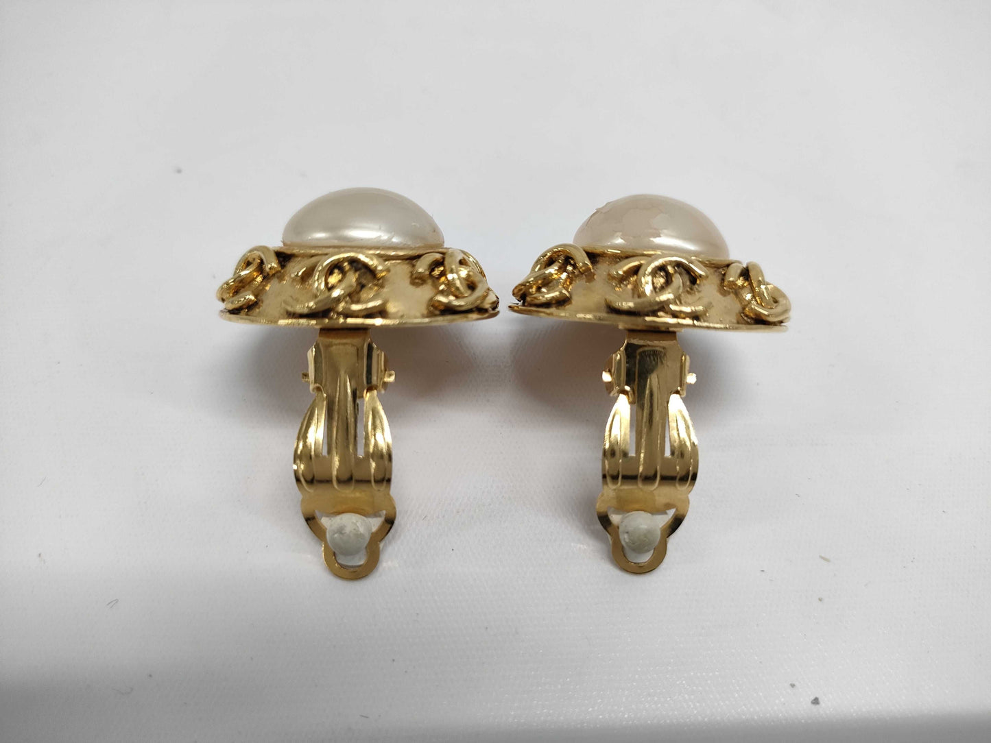 CHANEL Coco Mark Faux Pearl Earrings 94P Earrings