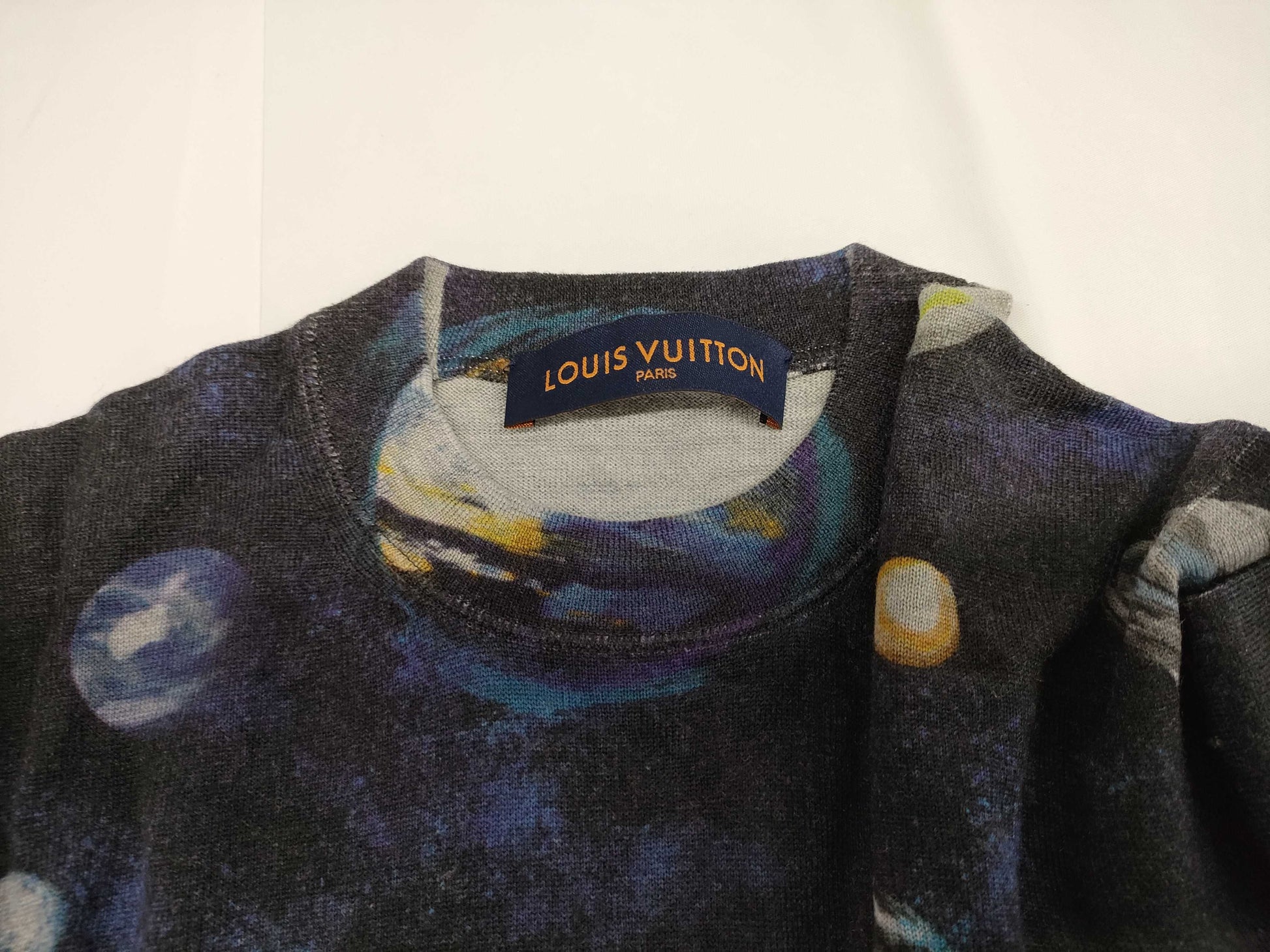 LOUIS VUITTON Sweater Tag Cut Top