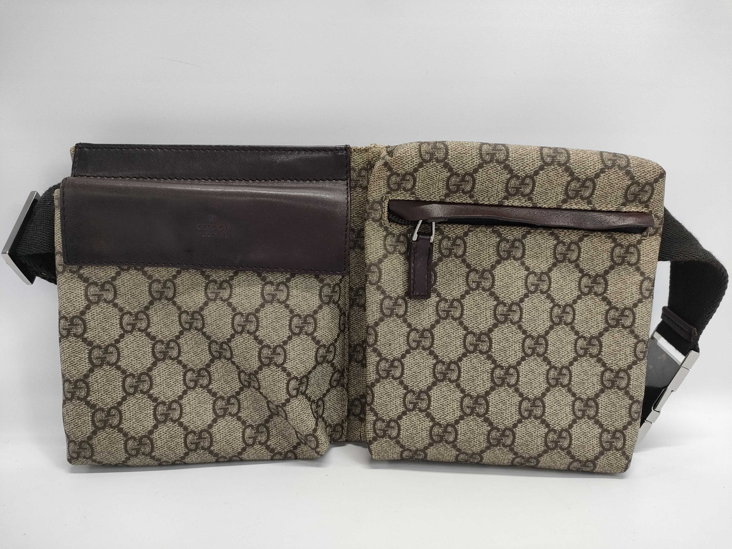 GUCCI GG Supreme waist bag, body bag, waist bag