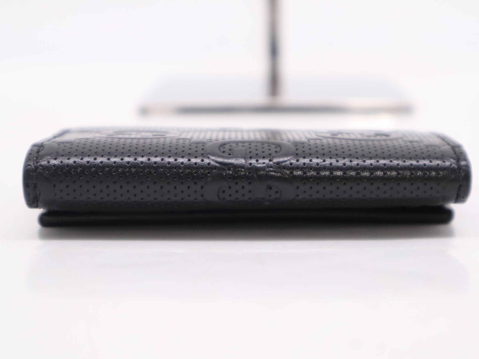 GUCCI 625565GG Embossed Key Case Black 1147 Key Case/Key Holder