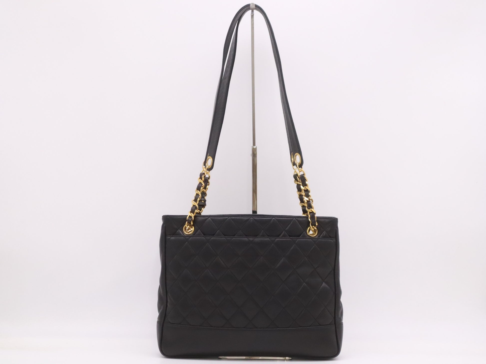 CHANEL Lambskin Chain Shoulder Bag with Black GD Hardware, Seal, Card, Dust Bag, 2541738