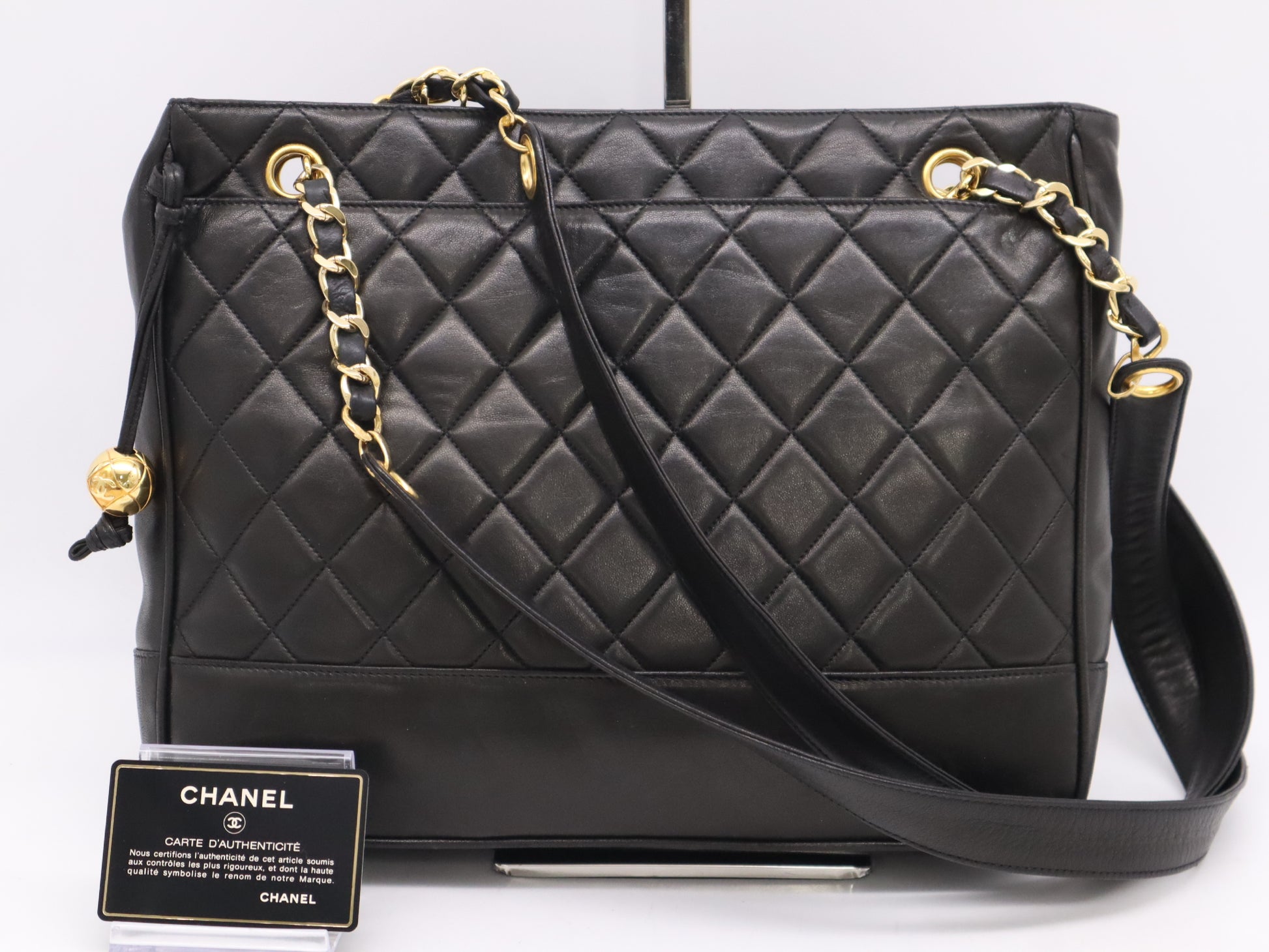 CHANEL Lambskin Matelasse Chain Tote with Black GD Hardware, Seal and Card Included, 2872205