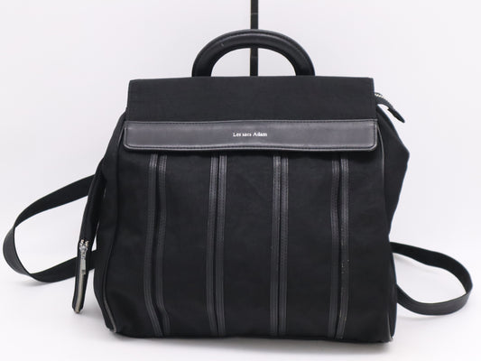 Les sacs Adam Leather and Nylon Backpack in Black with Pouch