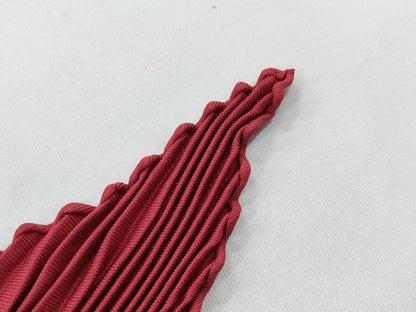 HERMES 100% Silk Pleated Scarf LES CAVALIERS DOR Golden Knights Red White Scarf