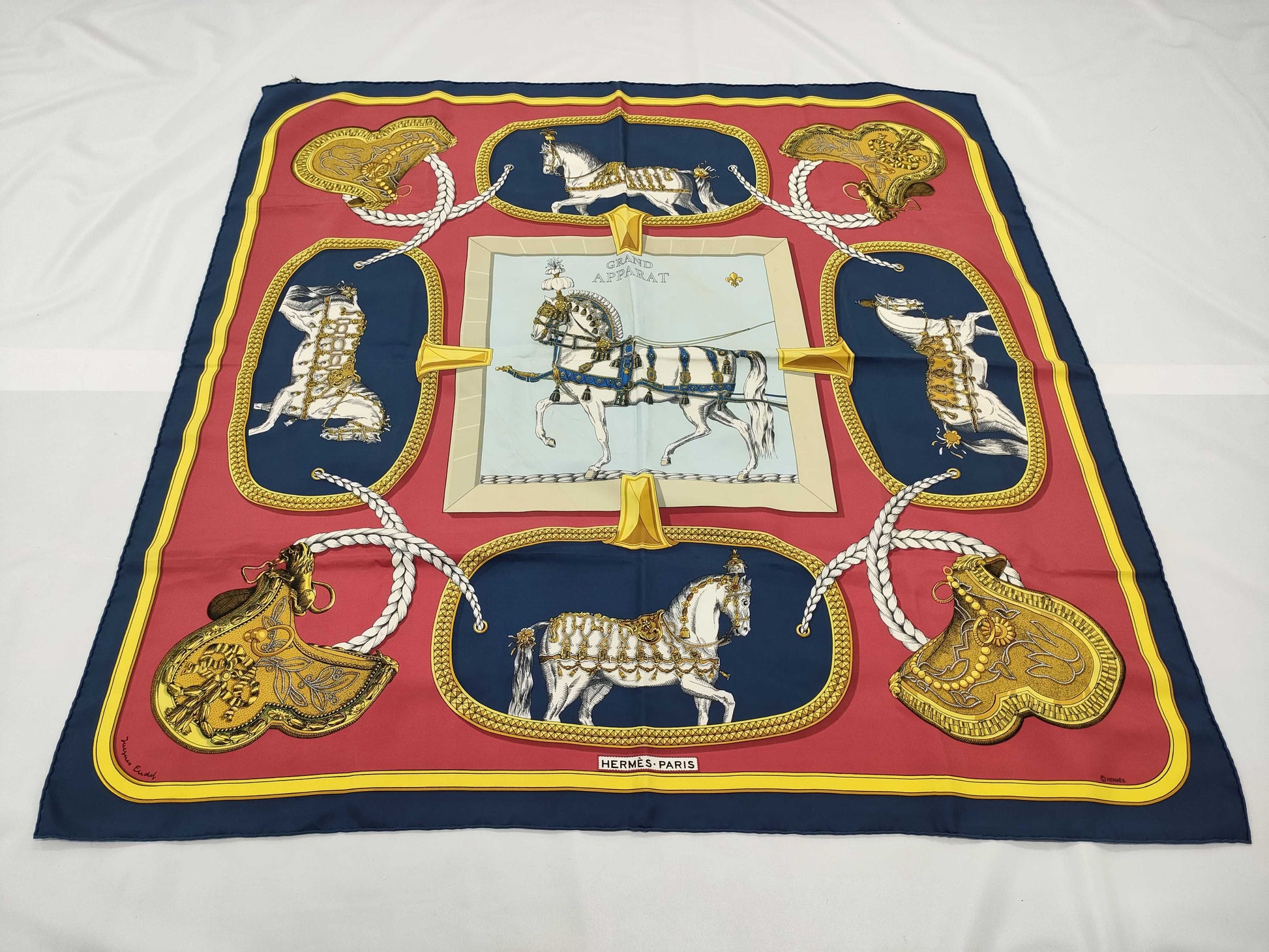 HERMES 100% Silk Carré 90 GRAND APPARAT Horse in Full Dress Red and Blue Scarf