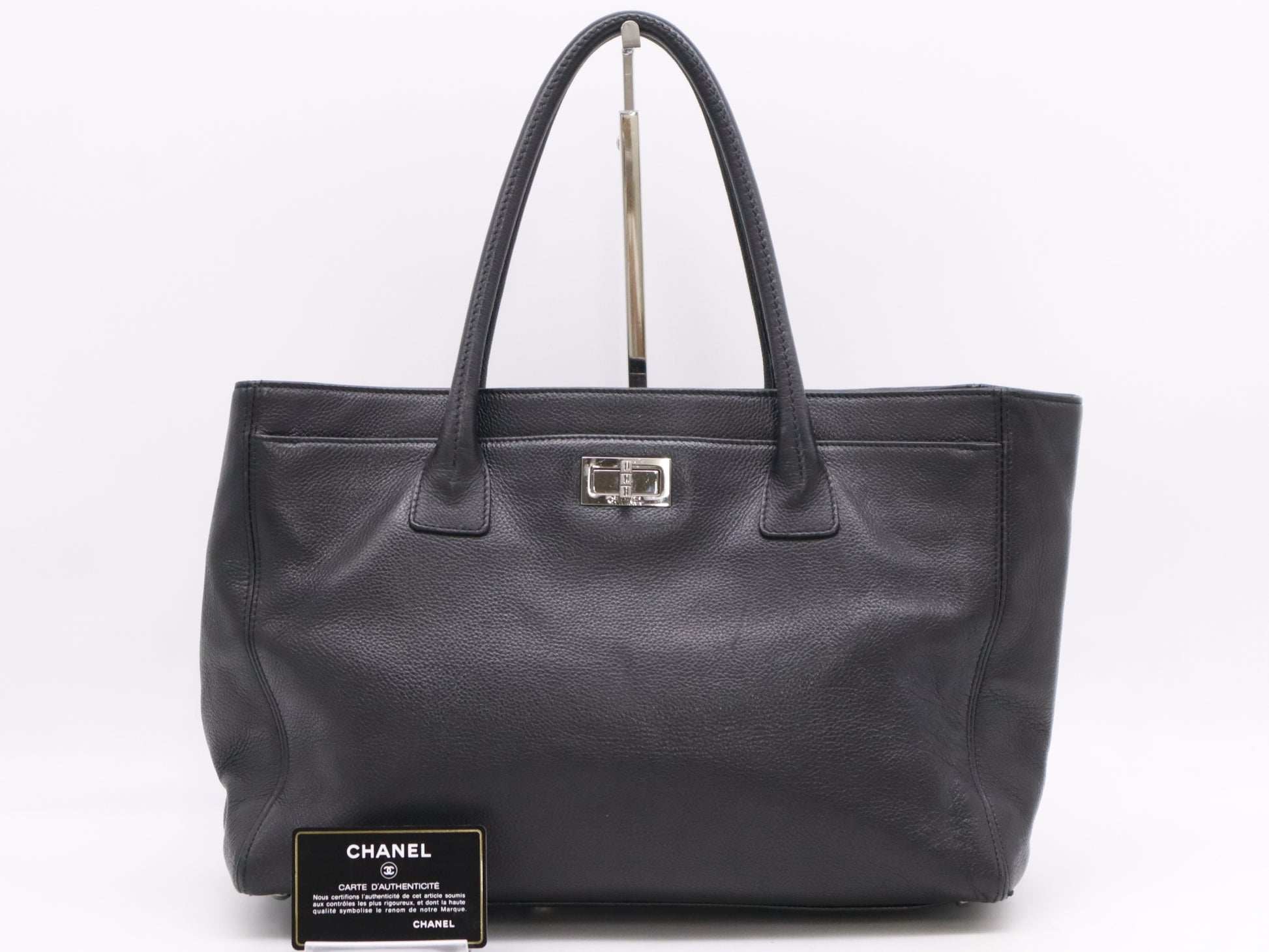 CHANEL Caviar Skin 2.55 Executive Tote Bag with Silver Hardware, Black Seal and Card Included, 10249221 Handbag
