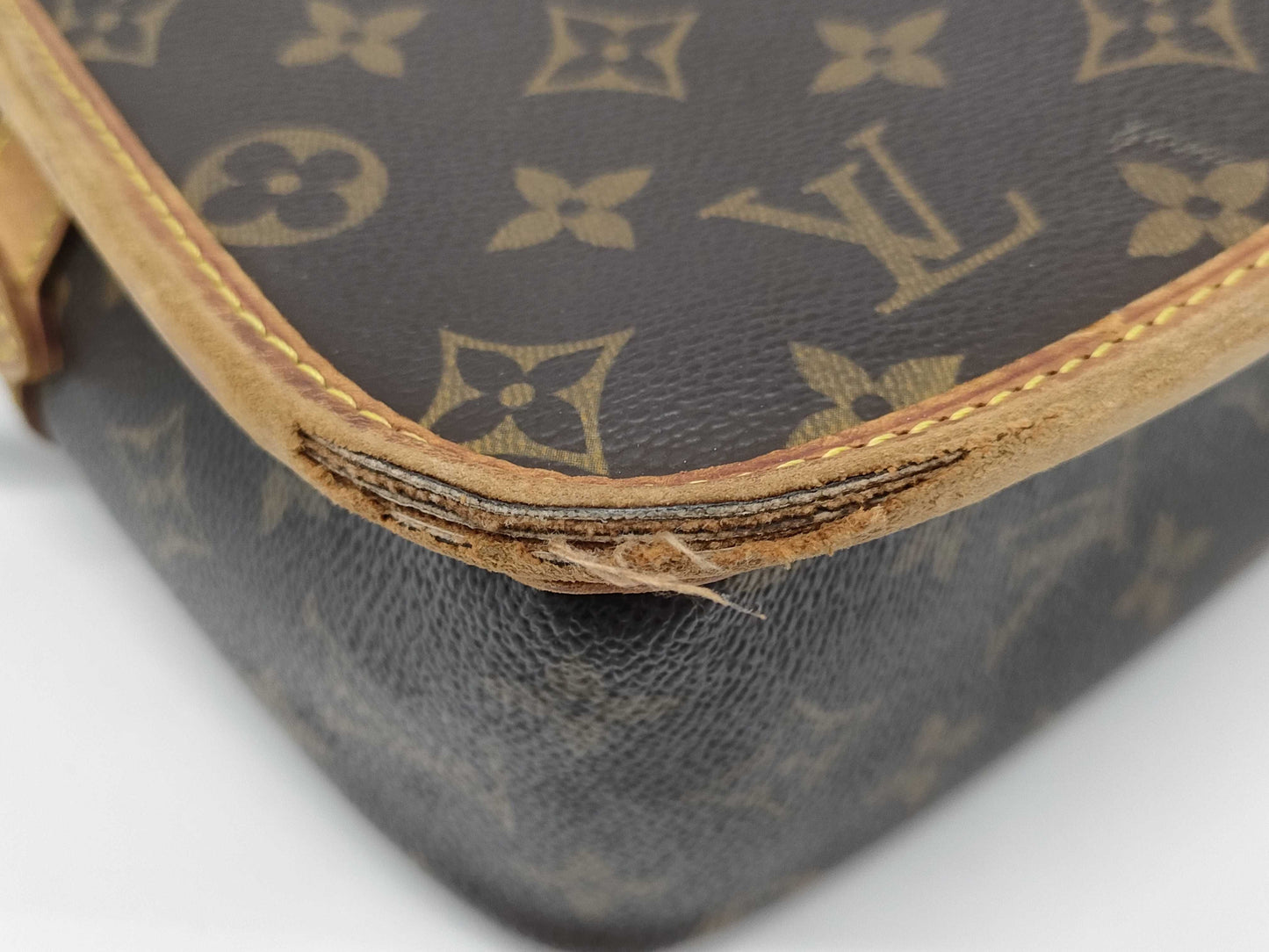 LOUIS VUITTON M42250 Monogram Sologne Shoulder Bag