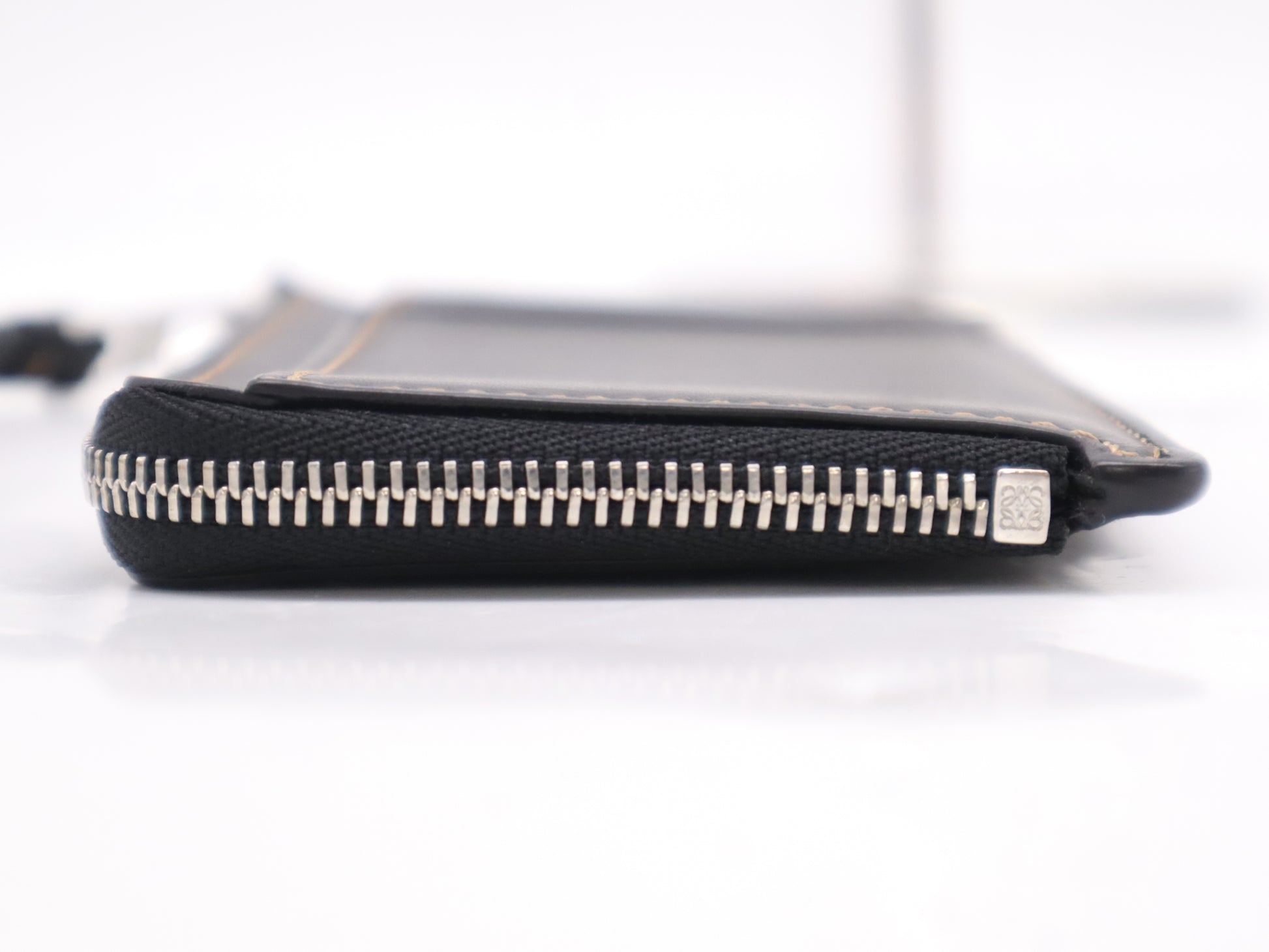 LOEWE C510G17X01 Calfskin Puzzle Stitch Card Case Smart Wallet Black