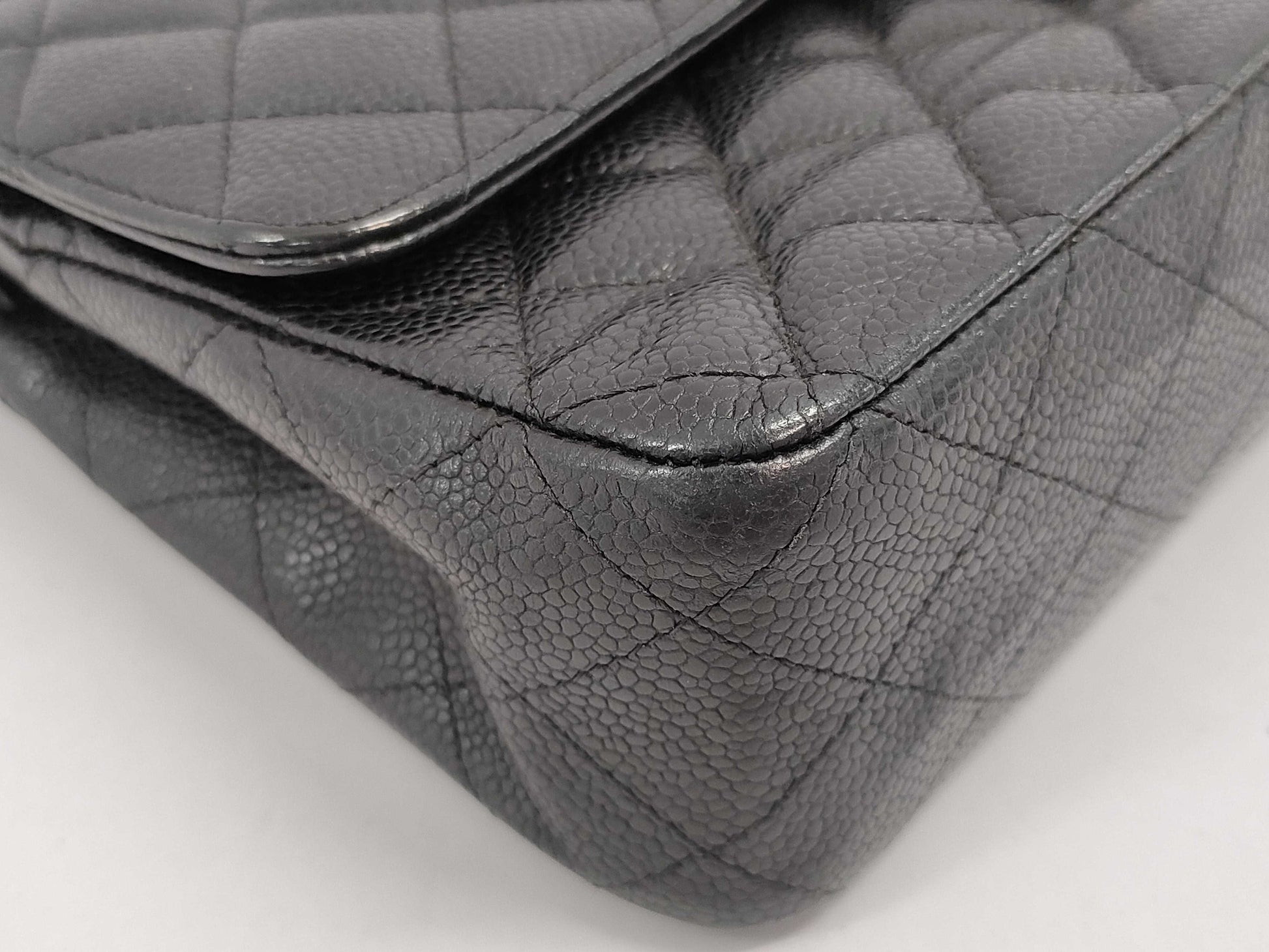 CHANEL Caviar Skin Matelasse 26 Double Flap Double Chain Shoulder Bag with Silver Hardware and Black Seal 15041131