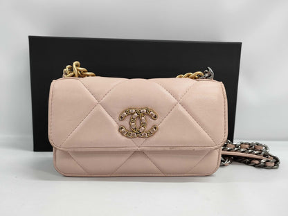 CHANEL Lambskin Phone Case with Chain Clutch, Pink, ETGPEKCC, Box Included