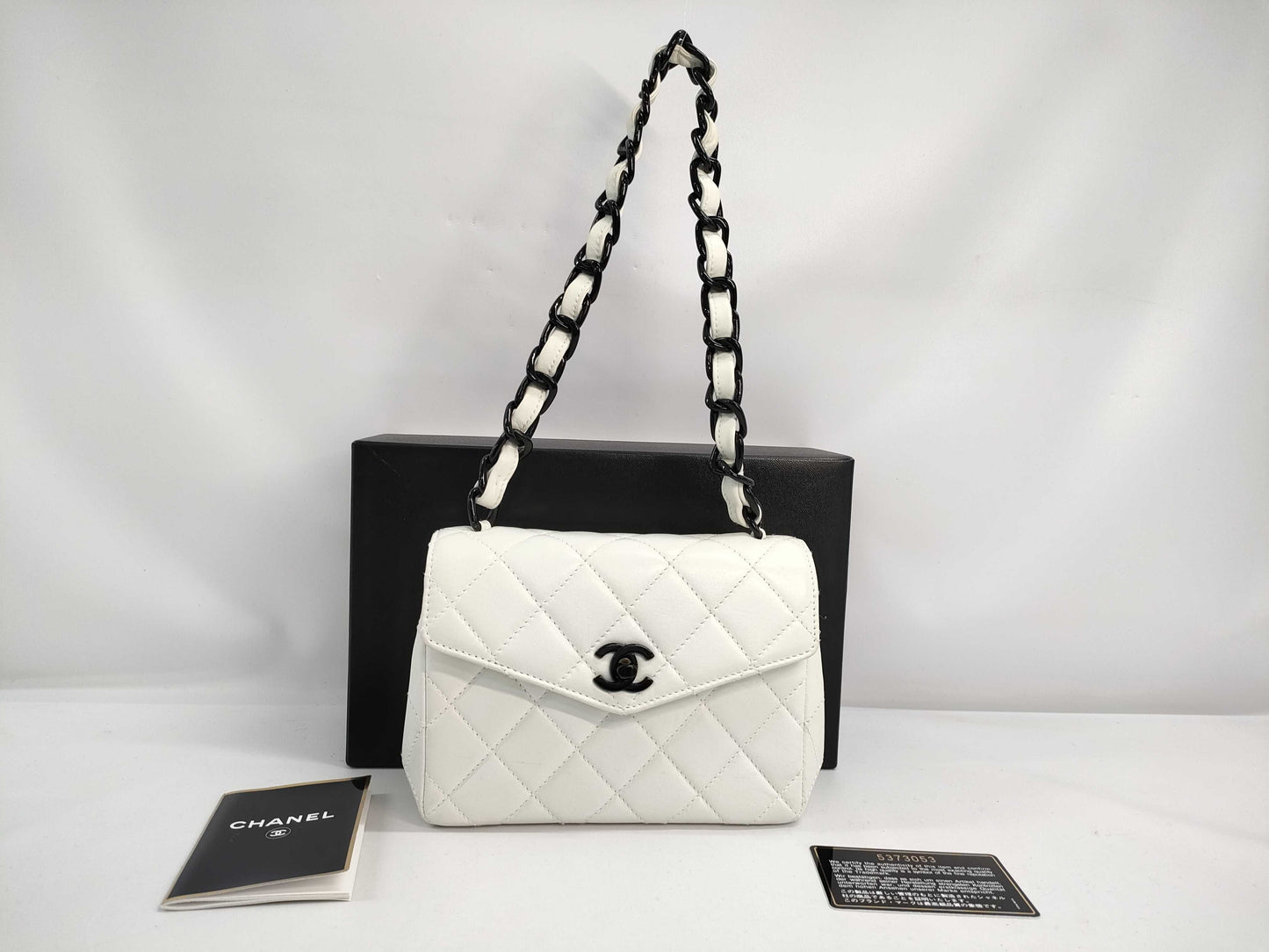 CHANEL Lambskin Matelasse Chain Shoulder Bag with Guarantee Card 5373053