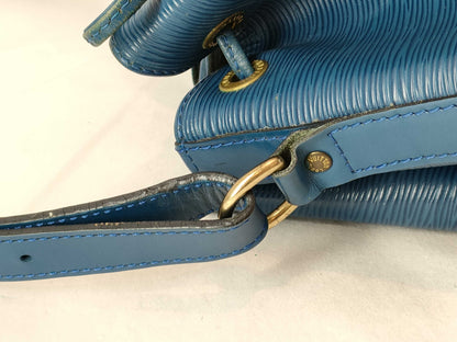 LOUIS VUITTON Epi Noe Shoulder Bag