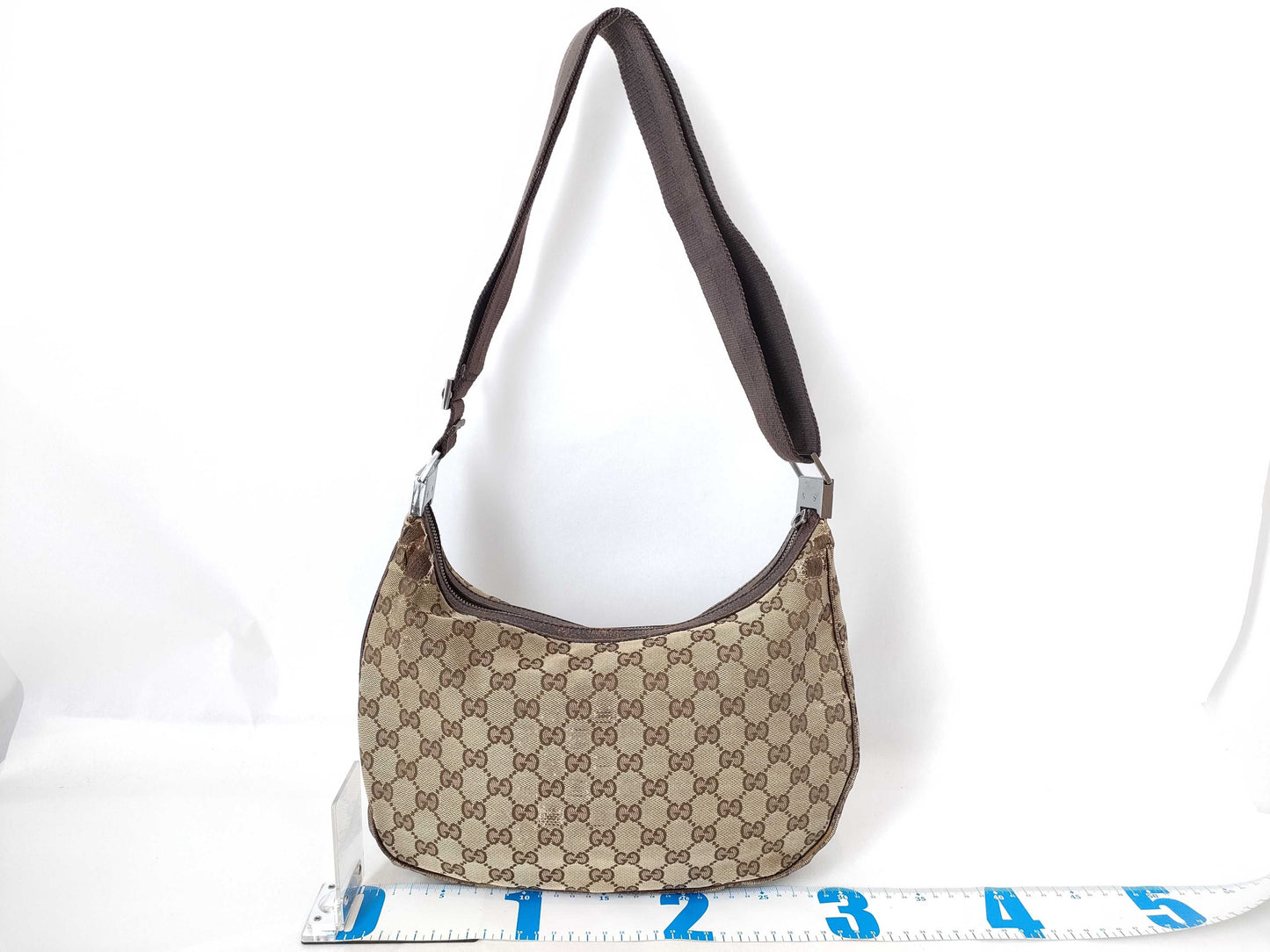 GUCCI GG Canvas Shoulder Bag Gucci GG Canvas Shoulder Bag