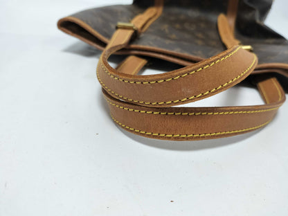 LOUIS VUITTON Monogram Bucket GM Shoulder Bag