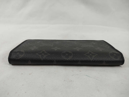 LOUIS VUITTON Monogram Eclipse Wallet
