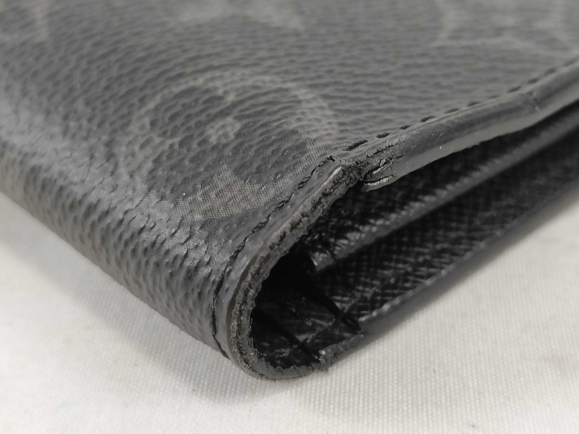 LOUIS VUITTON Monogram Eclipse Wallet