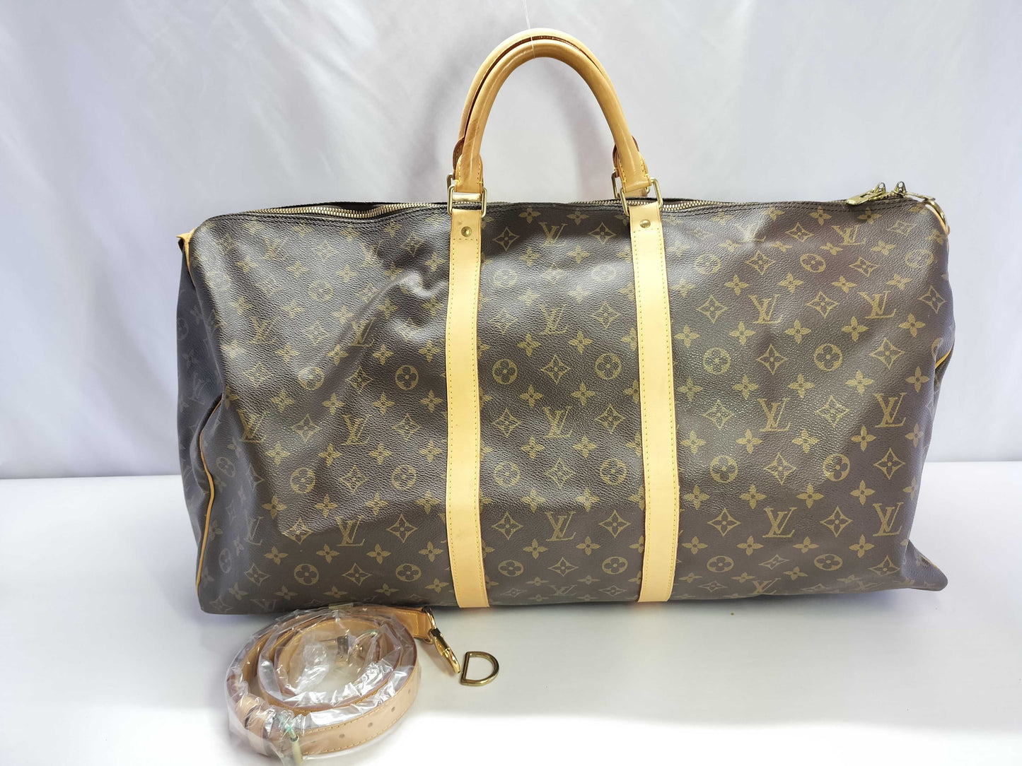 LOUIS VUITTON Monogram Keepall Bandouliere Boston Bag