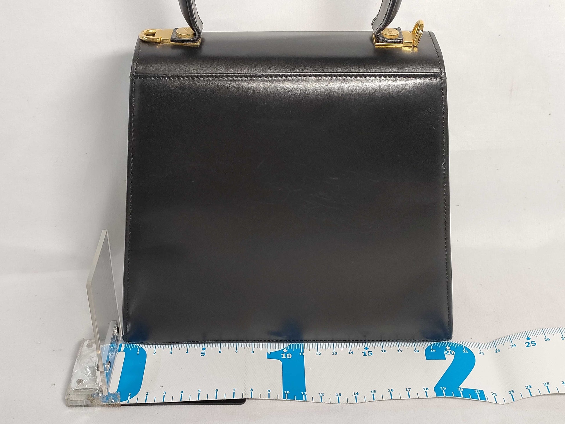 Salvatore Ferragamo Gancini Ferragamo 2-way handbag, Gancini leather, black handbag