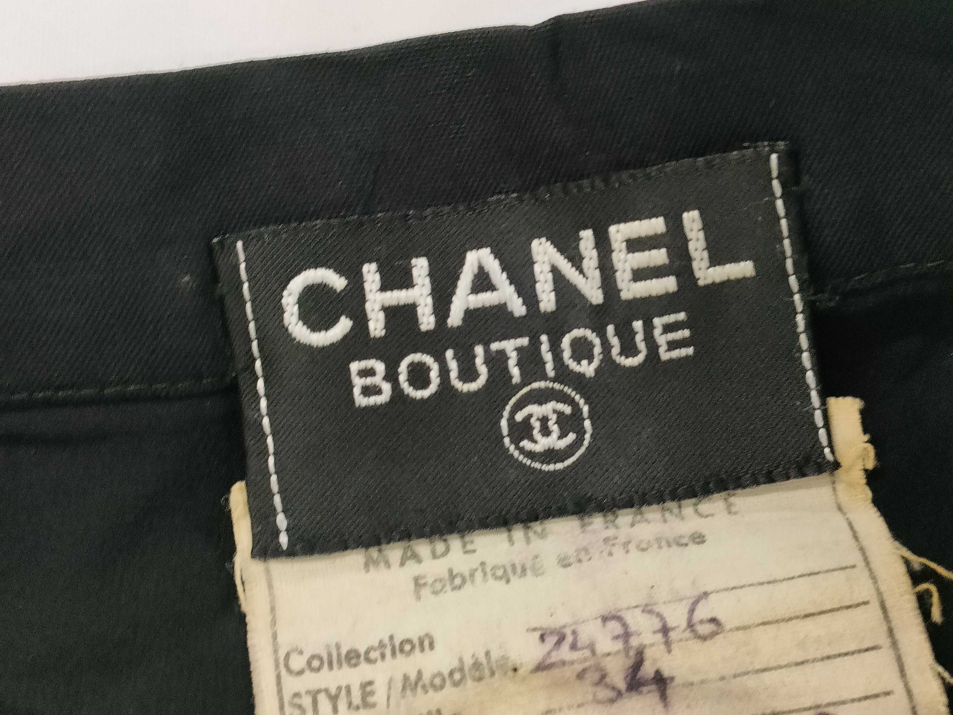 CHANEL Coco Button Skirt Size 34 Pants