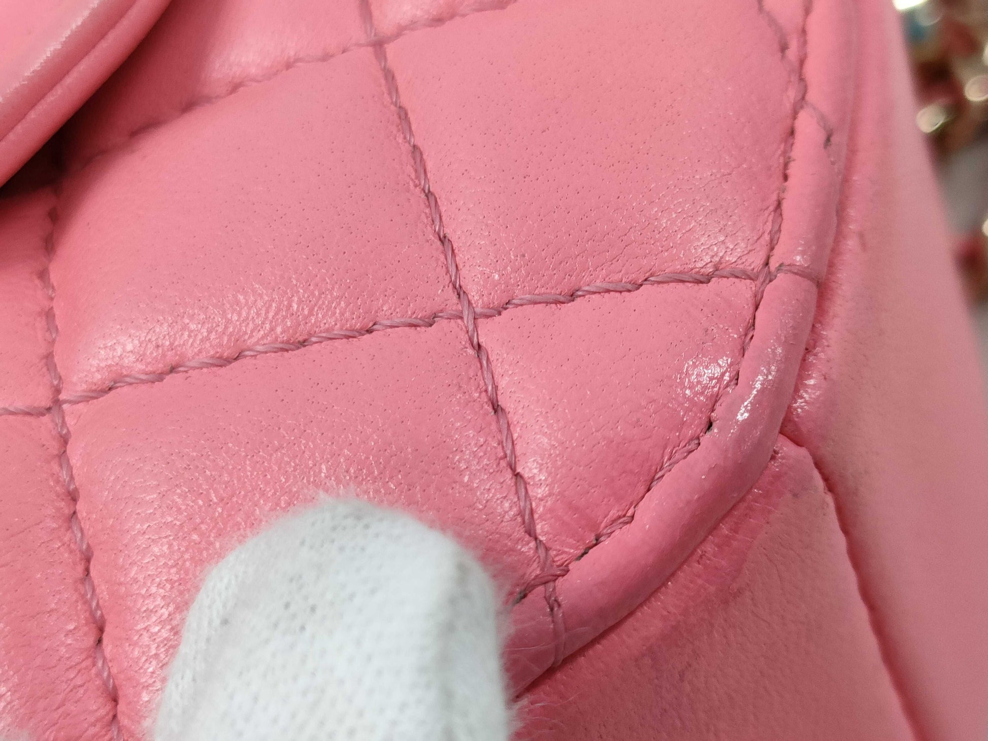 CHANEL Matelasse Lambskin Chain Shoulder Bag with Heart and Random Plates in Pink