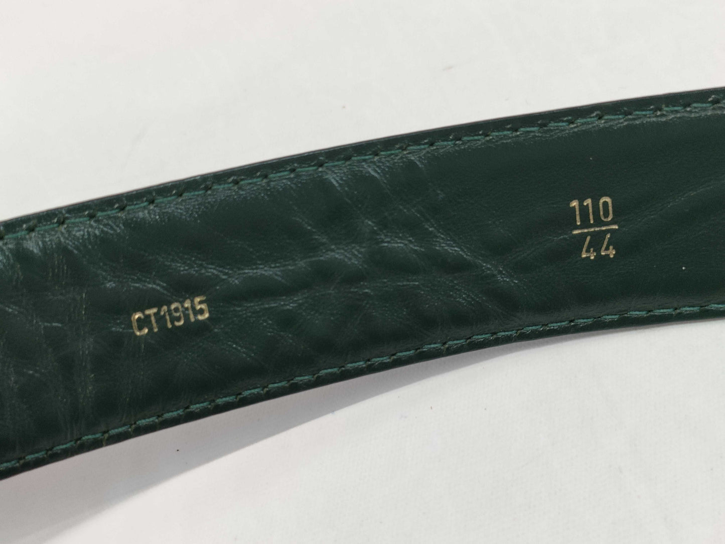 LOUIS VUITTON Classic Taiga Belt