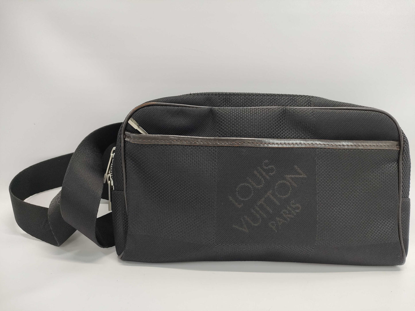 LOUIS VUITTON Damier Geant Acrobat Shoulder Bag