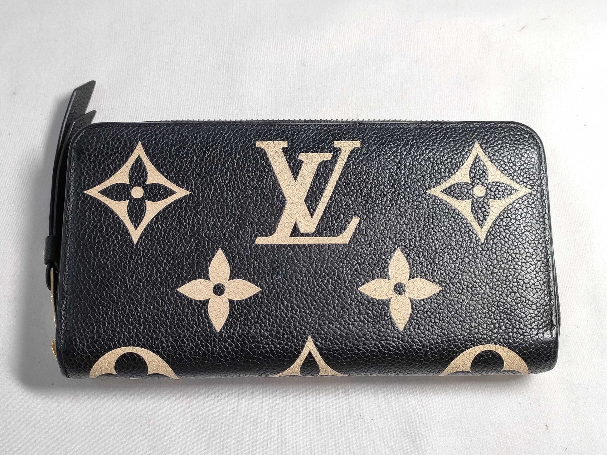 LOUIS VUITTON Monogram Empreinte Zippy Wallet in Black and Beige with IC Tag and G Hardware