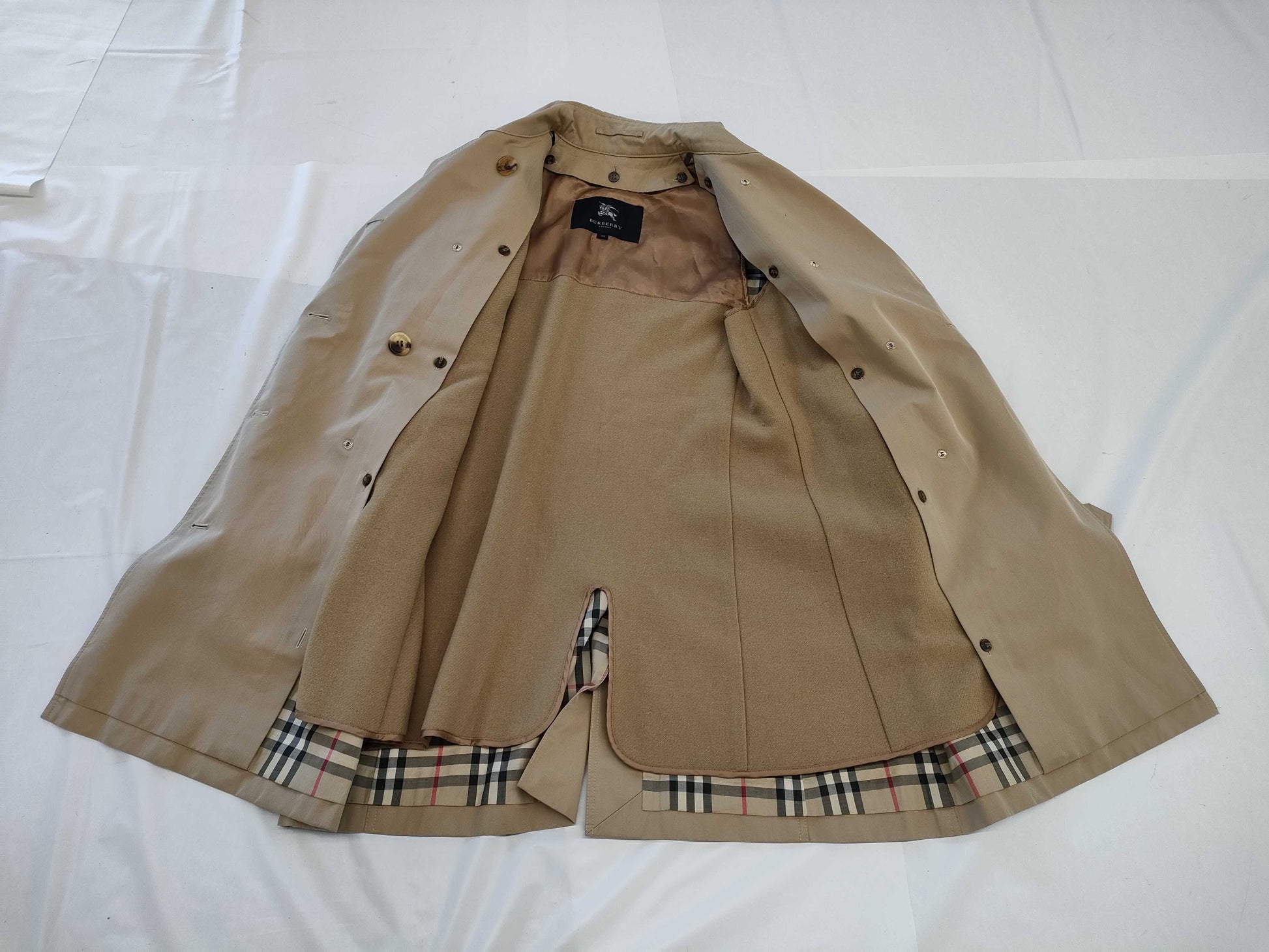 BURBERRY London Trench Coat, Honey Beige, Size 38