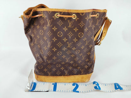 LOUIS VUITTON Monogram Noe M46976 Shoulder Bag