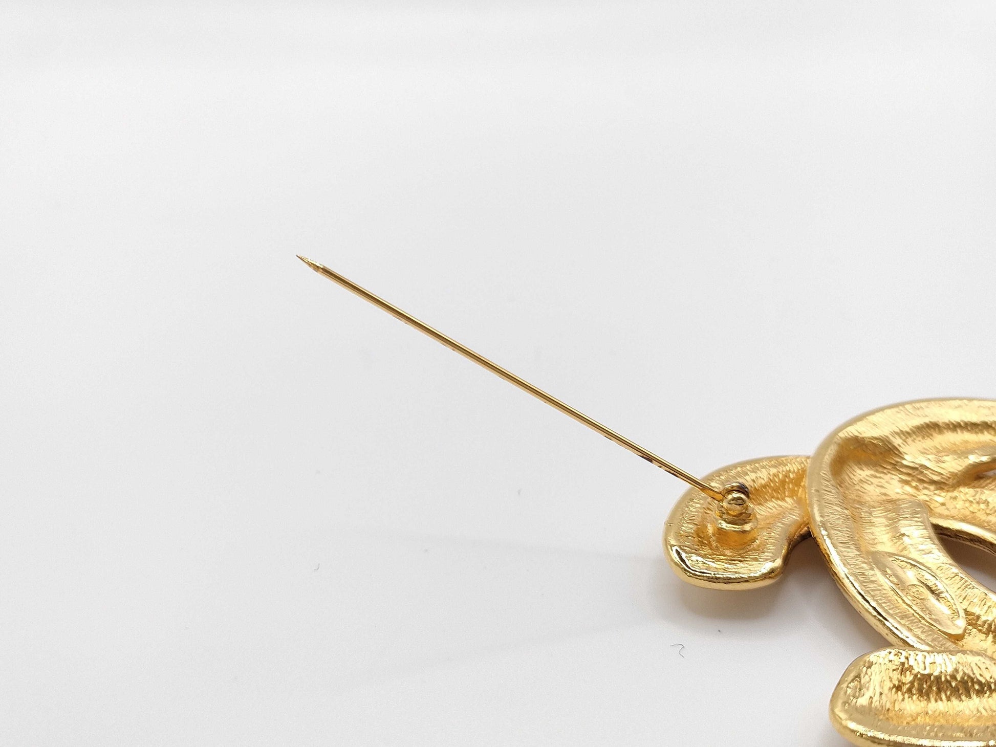 CHANEL Matelasse Brooch Coco Mark Brooch