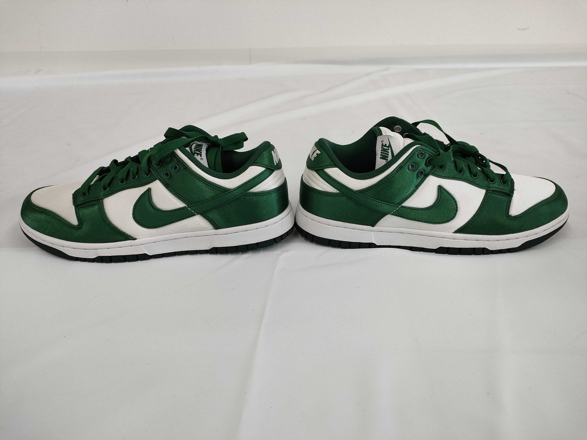 NIKE Dunk Low Satin Green DX5931-100 Size 27cm Sneakers
