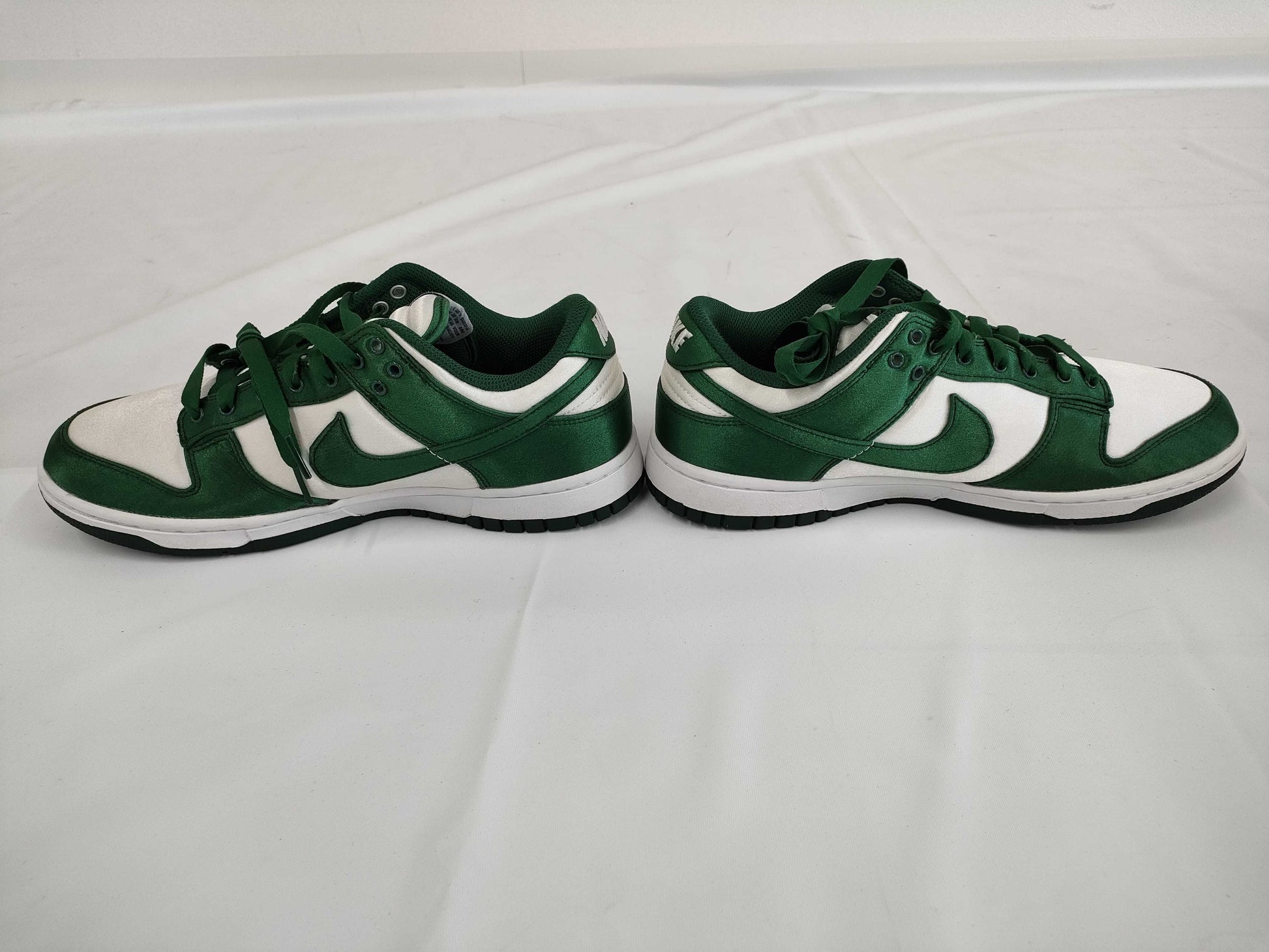 NIKE Dunk Low Satin Green DX5931-100 Size 27cm Sneakers