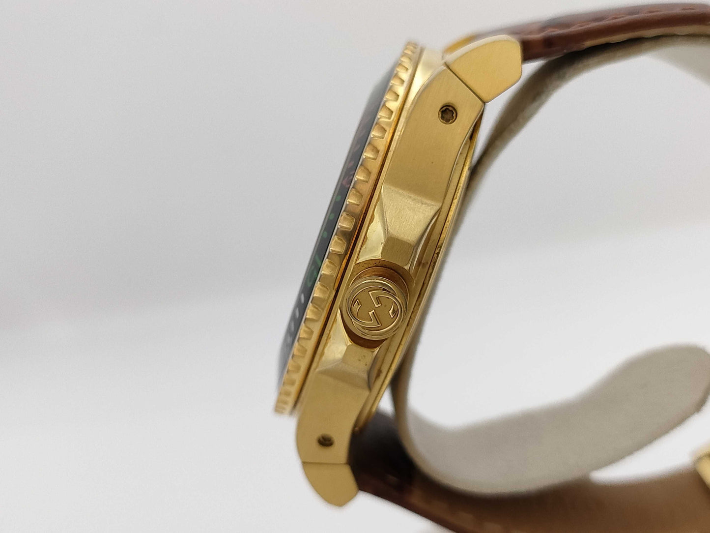 GUCCI 136.2 18791880 Quartz Men's Watch