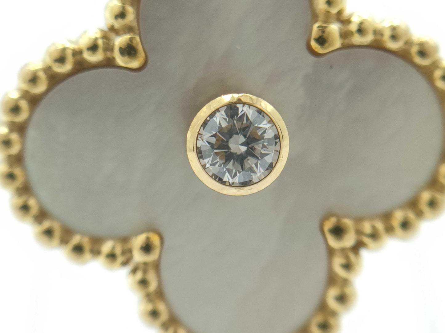 Van Cleef & Arpels Vintage Alhambra #46 Mother-of-Pearl 1PD Yellow Gold AU750 6.8g Ring 