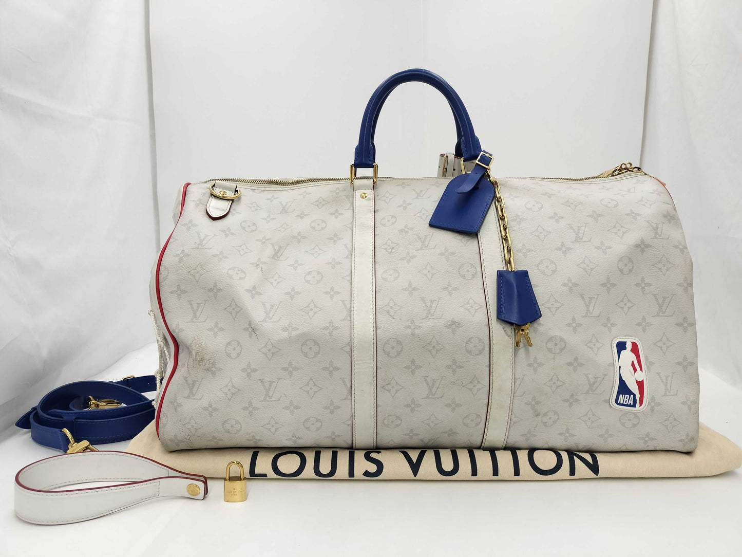 LOUIS VUITTON Keepall Bandouliere 55 Boston Bag M45586 LV x NBA Antarctica Shoulder Bag