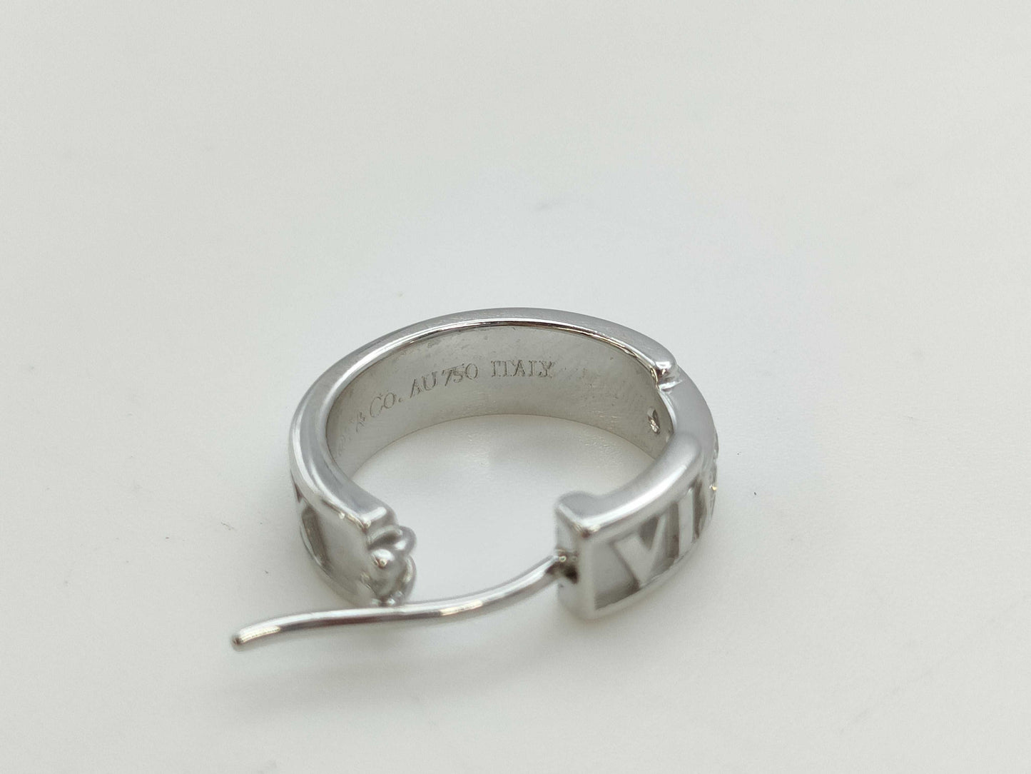 Tiffany & Co. Atlas 3PD White Gold AU750 3.0g 