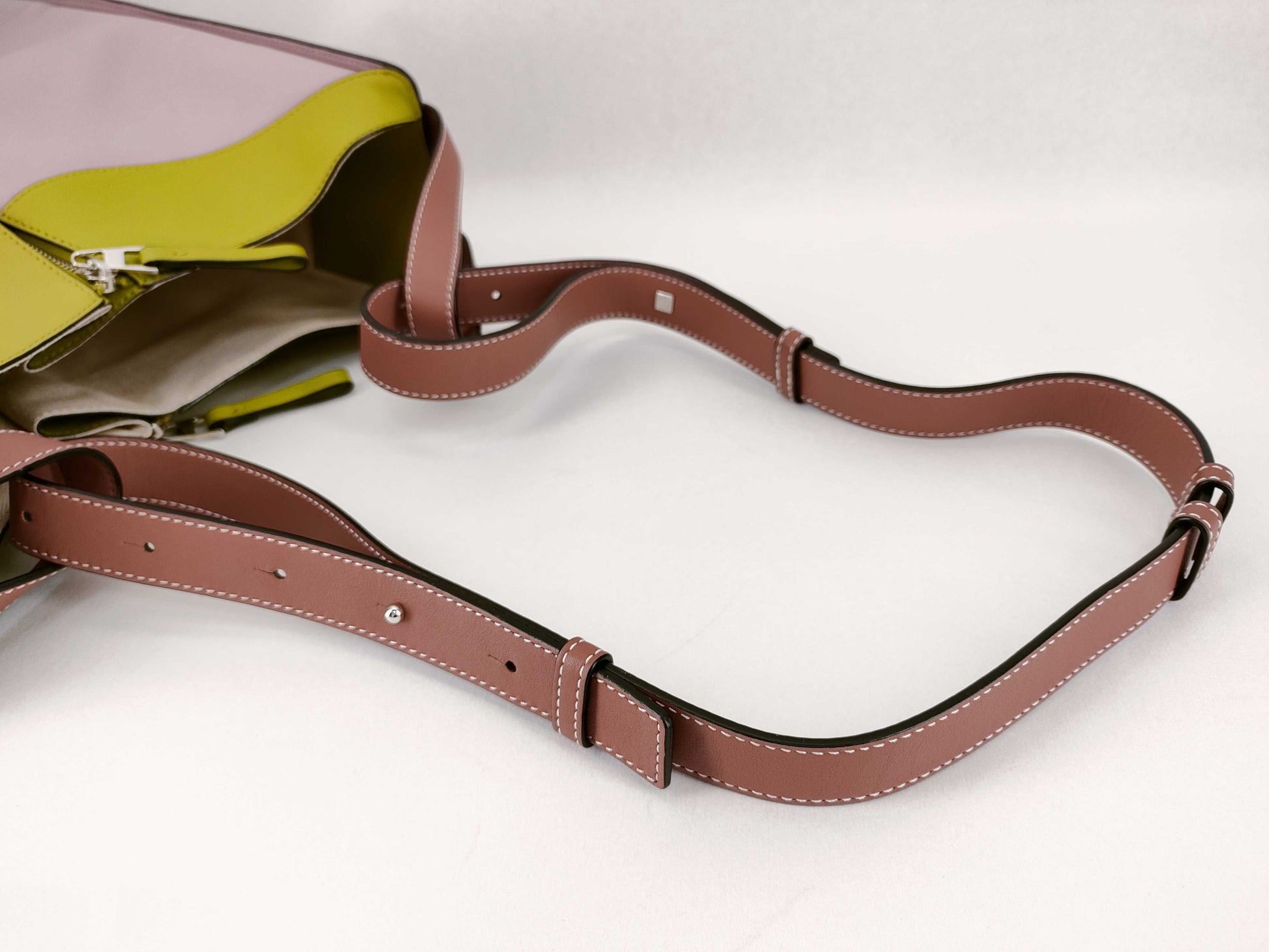 LOEWE Hammock Bag Small Handbag 387.30DS35 Beige x Pink Beige x Multi Classic Calfskin Shoulder Bag