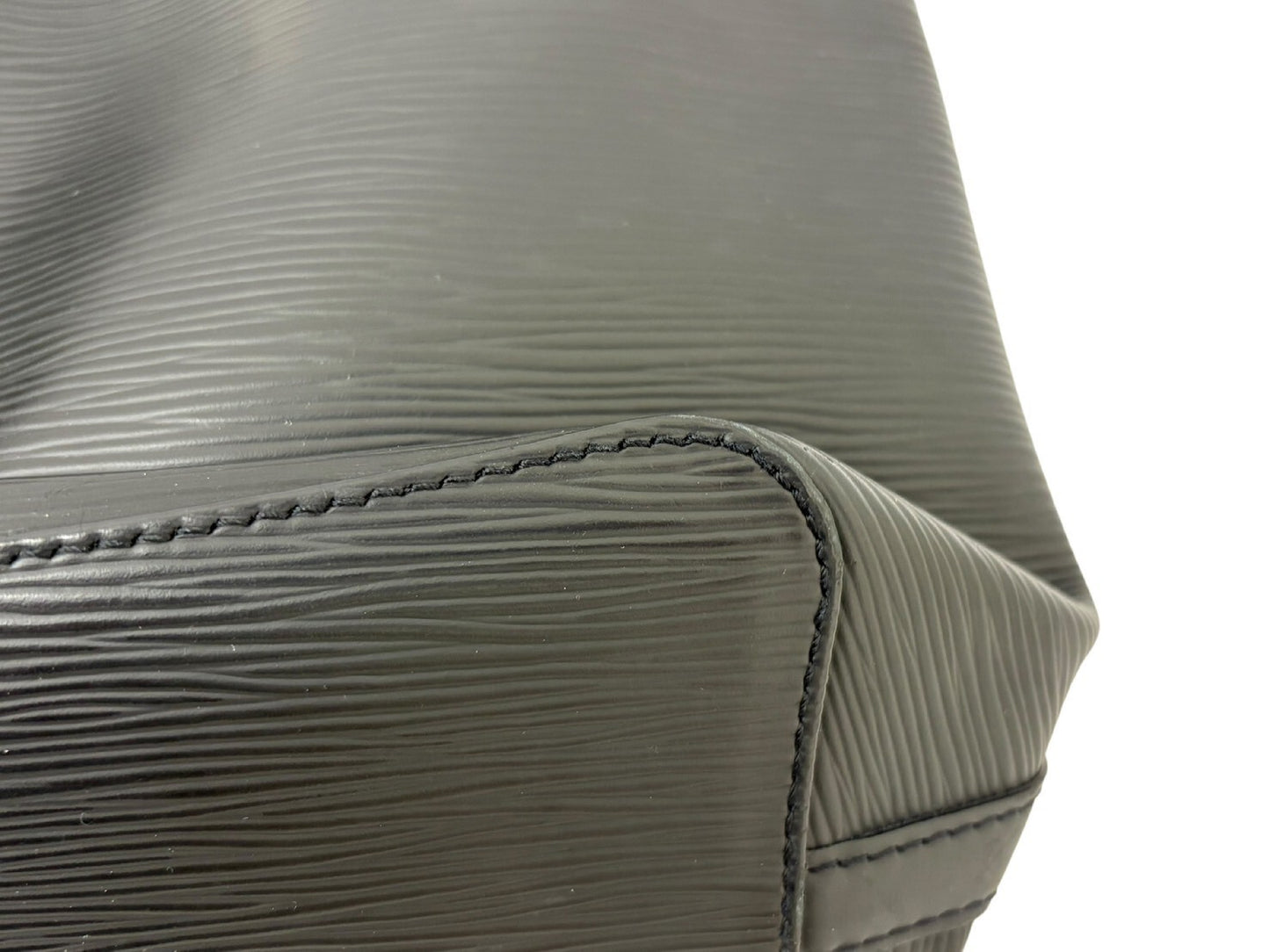 LOUIS VUITTON Epi Mandala MM Shoulder Bag